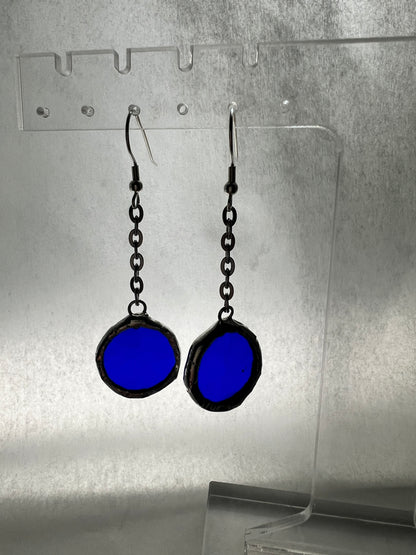 Small circle earrings