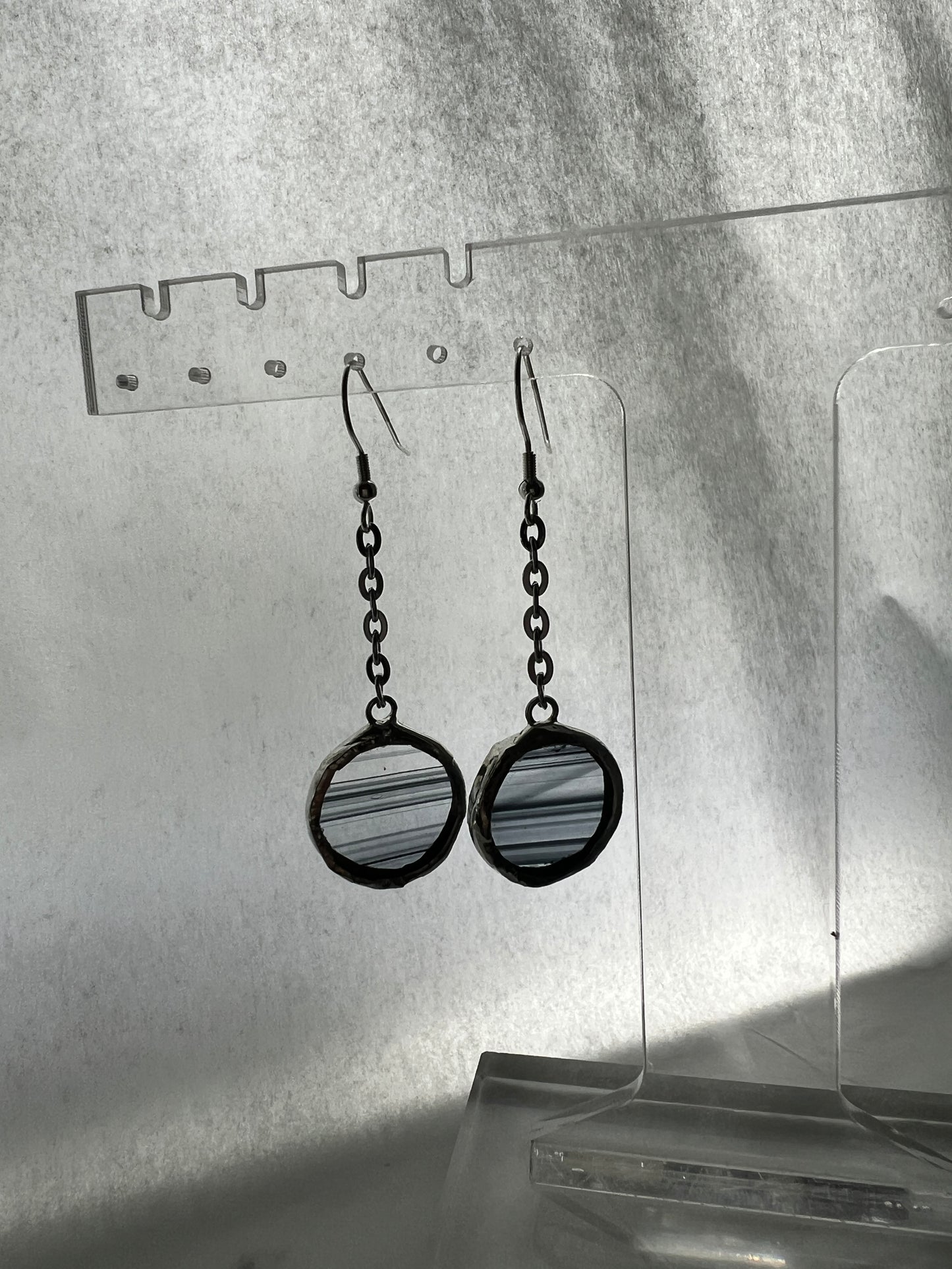 Small circle earrings